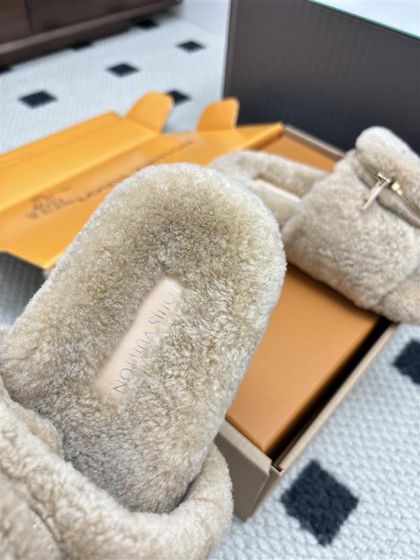 20251128184533945 300